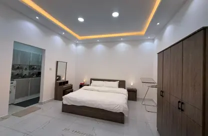 Apartment - Studio - 1 Bathroom for rent in Shakhbout City - Abu Dhabi