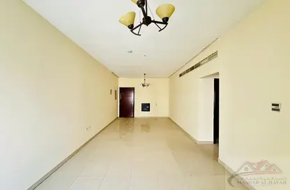 Apartment - 2 Bedrooms - 3 Bathrooms for rent in Muwaileh 29 Building - Muwaileh - Sharjah