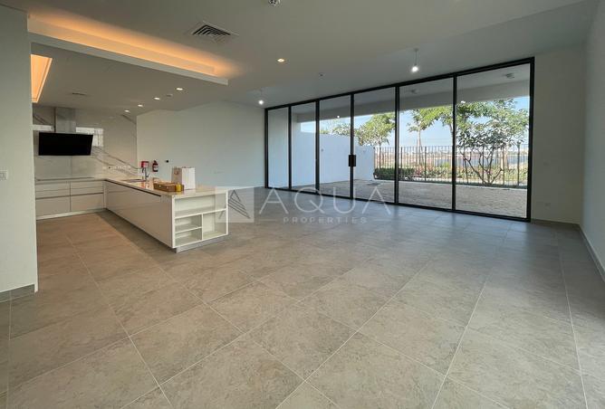 16043005 - Property Image 2