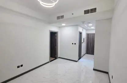 Apartment - 1 Bedroom - 2 Bathrooms for rent in Rukan Tower B - Rukan Tower - Rukan - Dubai Land - Dubai Apartment - 1 Bedroom - 2 Bathrooms for rent in Rukan Tower B - Rukan Tower - Rukan - Dubai Land - Dubai