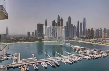 Apartment - 2 Bedrooms - 2 Bathrooms for rent in Palace Beach Residence - EMAAR Beachfront - Dubai Harbour - Dubai