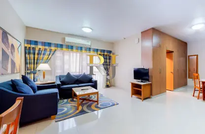 Apartment - 1 Bedroom - 2 Bathrooms for rent in Golden Sands 3 Hotel Apartments - Mankhool - Bur Dubai - Dubai