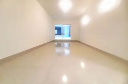 Apartment - 2 Bedrooms - 3 Bathrooms for rent in Al Jimi Avenue - Al Khalidiya - Abu Dhabi