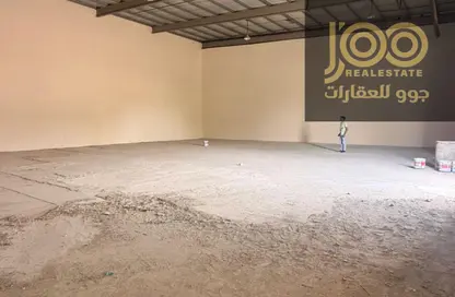 مستودع - استوديو - 2 حمامات للايجار في أم الثعوب - أم القيوين