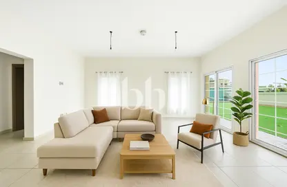 فيلا - 2 غرف نوم - 3 حمامات للايجار في 2F حي - مثلث قرية الجميرا - دبي