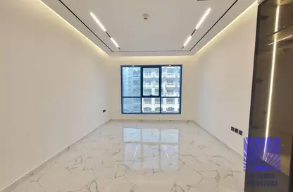 شقة - غرفة نوم - 2 حمامات للايجار في بناية الأمير - ارجان - دبي شقة - غرفة نوم - 2 حمامات للايجار في بناية الأمير - ارجان - دبي