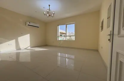 Apartment - 2 Bedrooms - 2 Bathrooms for rent in Al Kewaitat - Central District - Al Ain