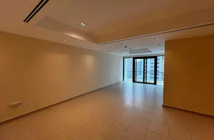 Apartment - 2 Bedrooms - 4 Bathrooms for rent in Al Khan Lagoon Tower - Al Khan Lagoon - Al Khan - Sharjah