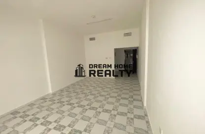 Apartment - 2 Bedrooms - 2 Bathrooms for rent in Jamal Abdul Nasser Street - Al Majaz - Sharjah