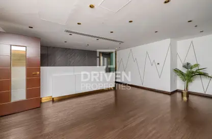 Office Space - Studio - 1 Bathroom for rent in Fairmont Hotel - Sheikh Zayed Road - Dubai
