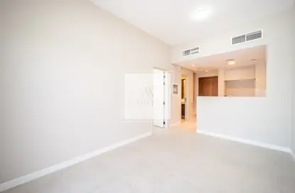 Apartment - 3 Bedrooms - 3 Bathrooms for sale in Rukan Residences - Dubai Land - Dubai
