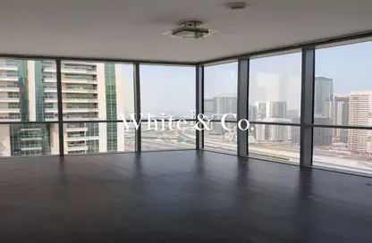 Apartment - 3 Bedrooms - 3 Bathrooms for sale in Indigo Tower - JLT Cluster D - Jumeirah Lake Towers - Dubai