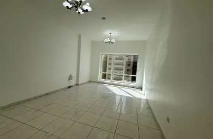 Apartment - 1 Bedroom - 2 Bathrooms for rent in Al Majaz 1 - Al Majaz - Sharjah Apartment - 1 Bedroom - 2 Bathrooms for rent in Al Majaz 1 - Al Majaz - Sharjah