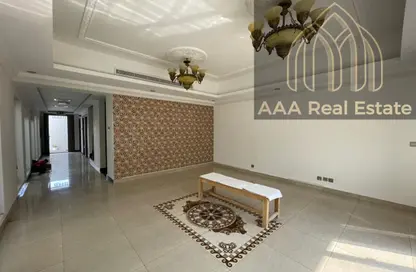 فيلا - 4 غرف نوم - 4 حمامات للايجار في قرية الجميرا سركل - دبي