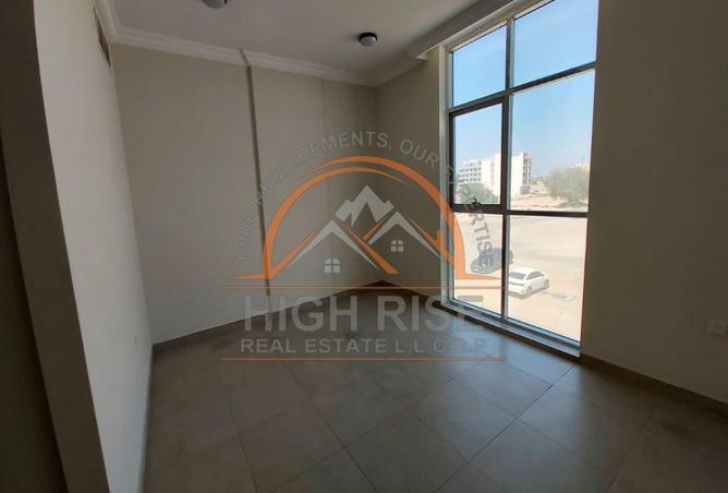 15260418 - Property Image 2