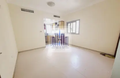 Apartment - Studio - 1 Bathroom for rent in Fire Station Road - Muwaileh - Sharjah