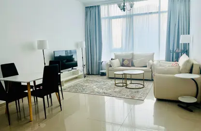 Apartment - 2 Bedrooms - 2 Bathrooms for rent in Ontario Tower - Business Bay - Dubai