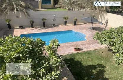 Villa - 4 Bedrooms - 5 Bathrooms for rent in Jumeirah Park - Dubai