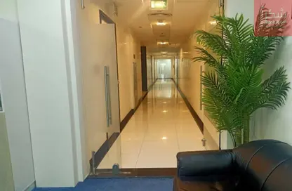 Office Space - Studio - 1 Bathroom for rent in Iris Bay - Business Bay - Dubai