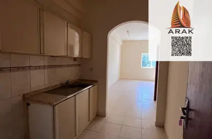 عمارة بالكامل - 8 غرف نوم - 8 حمامات للبيع في عجمان جلوبال سيتي - العالية - عجمان