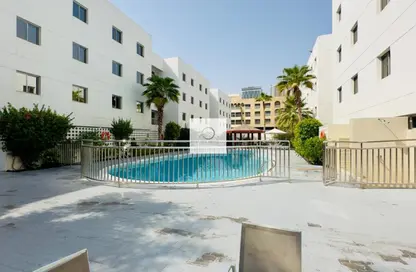 Apartment - 2 Bedrooms - 2 Bathrooms for rent in Al Kifaf Apartments - Al Karama - Dubai