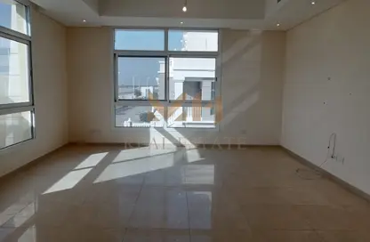 Villa - 3 Bedrooms - 4 Bathrooms for rent in Al Forsan Village - Khalifa City - Abu Dhabi
