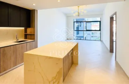 شقة - غرفة نوم - 2 حمامات للايجار في أكسفورد تيراسز 2 - منطقة 11 - قرية الجميرا سركل - دبي