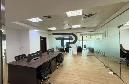 مكتب - استوديو - 1 حمام للايجار في القمة - الخليج التجاري - دبي