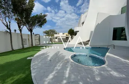 Villa - 6 Bedrooms for rent in Umm Suqeim 2 Villas - Umm Suqeim 2 - Umm Suqeim - Dubai