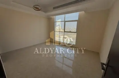 شقة - 2 غرف نوم - 2 حمامات للايجار في فلل الروضة 2 - 2  الروضة - الروضة - عجمان