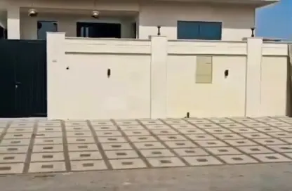 Villa - 6 Bedrooms - 7 Bathrooms for sale in Al Yasmeen 1 - Al Yasmeen - Ajman
