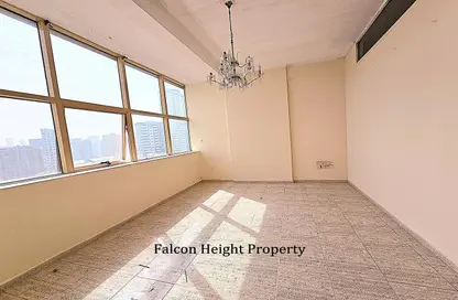 Apartment - 1 Bedroom - 1 Bathroom for rent in Al Wahda Building - Al Majaz 2 - Al Majaz - Sharjah