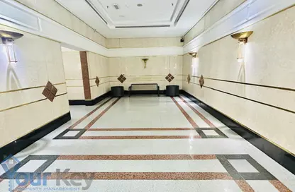 Apartment - 1 Bedroom - 1 Bathroom for rent in Liwa Centre Tower 1 - Liwa Centre Towers - Hamdan Street - Abu Dhabi