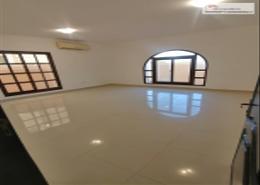 صورةغرفة فارغة لـ: فيلا - 3 غرف نوم - 3 حمامات للكراء في الزهراء - أبوظبي, صورة 1