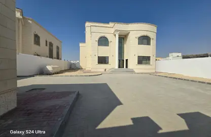 Villa - 6 Bedrooms - 7+ Bathrooms for sale in Madinat Al Riyad - Abu Dhabi
