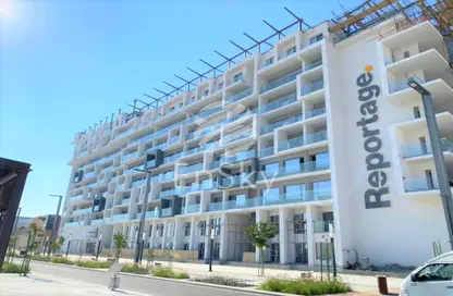 Apartment - Studio - 1 Bathroom for rent in Oasis 1 - Oasis Residences - Masdar City - Abu Dhabi