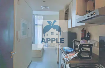 شقة - 1 حمام للايجار في ذا لينك - إيست فييليدج - الجادة - الشارقة شقة - 1 حمام للايجار في ذا لينك - إيست فييليدج - الجادة - الشارقة