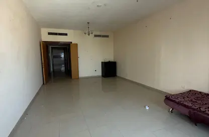 شقة - غرفة نوم - 2 حمامات للبيع في 2 مبنى تايجر - شارع التعاون - التعاون - الشارقة