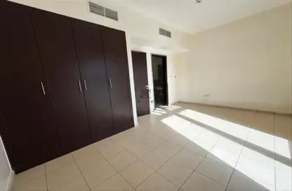 Villa - 4 Bedrooms - 5 Bathrooms for rent in Autumn - Seasons Community - Jumeirah Village Circle - Dubai