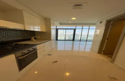 صورة لـ مطبخ شقة - 1 حمام للبيع في آيكون سيتي  تاور بي - آيكن سيتي - الخليج التجاري - دبي ، صورة رقم 1