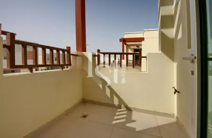 شقة - 2 غرف نوم - 3 حمامات للبيع في الواحة - الغدير - أبوظبي