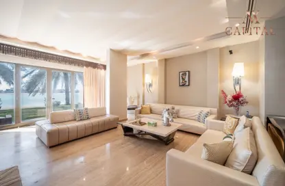 Living Room image for: Villa - 6 Bedrooms - 7 Bathrooms for rent in Signature Villas Frond O - Signature Villas - Palm Jumeirah - Dubai, Image 1