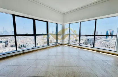 Apartment - 4 Bedrooms - 5 Bathrooms for rent in Al Hamriya-1 - Al Hamriya - Bur Dubai - Dubai