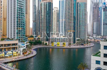 Apartment - 1 Bedroom - 2 Bathrooms for sale in Orra Harbour Residences and Hotel Apartments - Dubai Marina - Dubai
