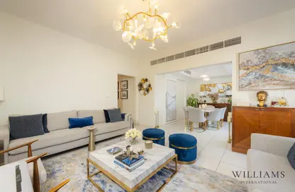 Villa - 3 Bedrooms - 3 Bathrooms for rent in Springs 11 - The Springs - Dubai