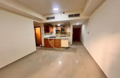 Apartment - 1 Bedroom - 2 Bathrooms for rent in Lady Ratan Manor - CBD (Central Business District) - International City - Dubai