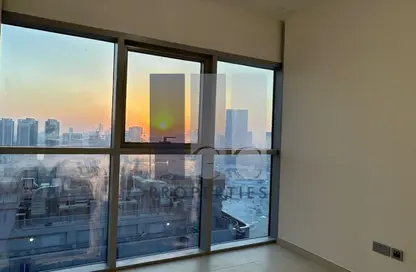 شقة - 2 غرف نوم - 2 حمامات للايجار في راديانت سكوير - مدينة الأضواء - جزيرة الريم - أبوظبي