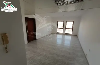 Empty Room image for: Apartment - 1 Bedroom - 1 Bathroom for rent in Hai Al Humaira - Central District - Al Ain, Image 1