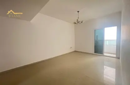 Apartment - 1 Bedroom - 1 Bathroom for rent in Al Taawoon Tower 1 - Al Taawoon Towers - Al Khan - Sharjah