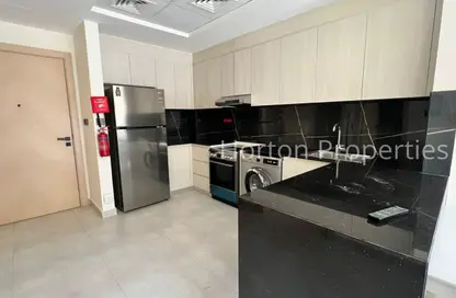 شقة - غرفة نوم - 2 حمامات للايجار في بن غاطي روز - قرية الجميرا سركل - دبي شقة - غرفة نوم - 2 حمامات للايجار في بن غاطي روز - قرية الجميرا سركل - دبي